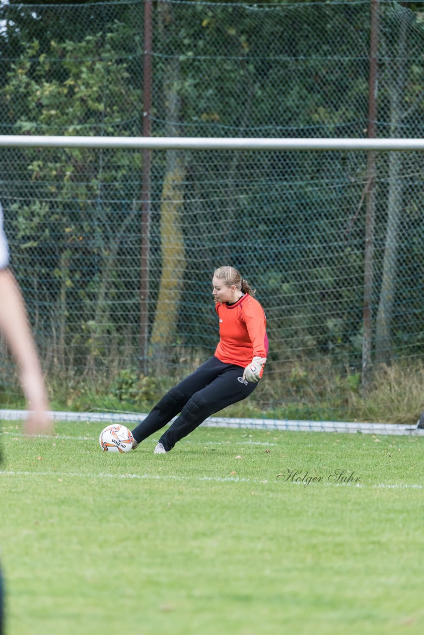 Bild 73 - Frauen SG Holstein Sued - SV Eintracht Luebeck : Ergebnis: 3:0